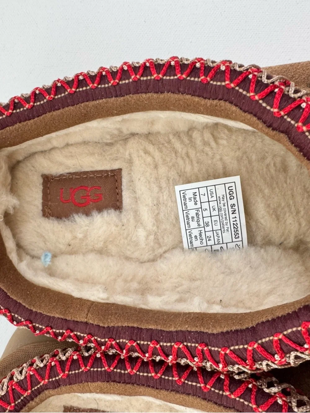 Excellent condition women’s UGG Tasman platform slippers slip on size 7 $145 - Picture 4 of 10